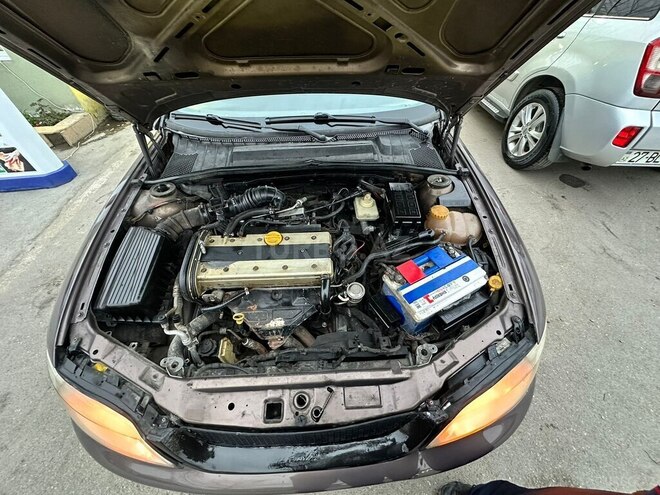 Opel Vectra 1998, 170,000 km - 1.8 l - Bakı