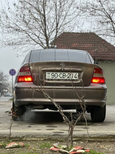 Opel Vectra 1998, 170,000 km - 1.8 l - Bakı