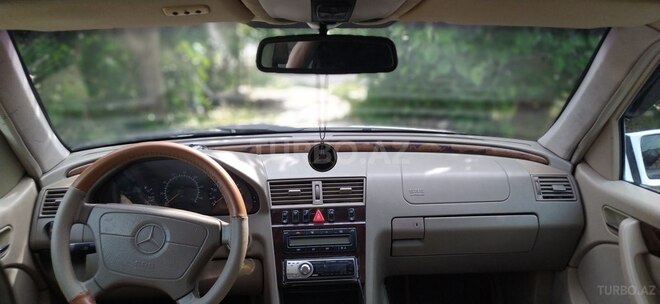 Mercedes C 230 1997, 405,609 km - 2.3 l - Şirvan
