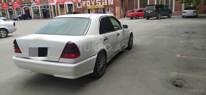 Mercedes C 230 1997, 405,609 km - 2.3 l - Şirvan