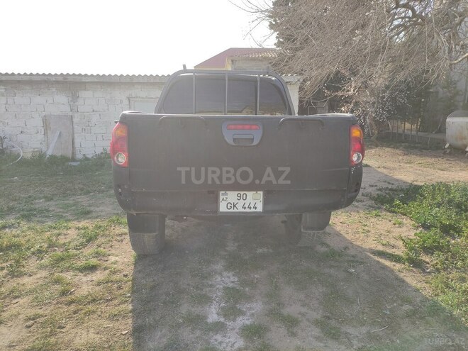 Mitsubishi L200 2008, 300,000 km - 2.5 l - Bakı