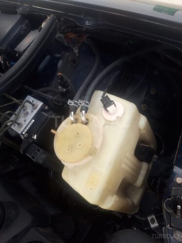 Mercedes E 240 1998, 220,000 km - 2.4 l - Bakı