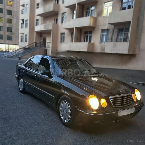 Mercedes E 240 2000, 289,000 km - 2.4 l - Bakı