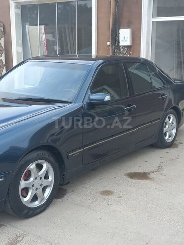 Mercedes E 220 d 1999, 830,000 km - 2.2 л - Bakı