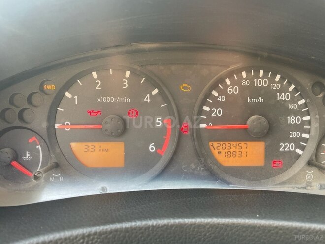 Nissan Navara 2011, 203,000 km - 2.5 l - Qusar
