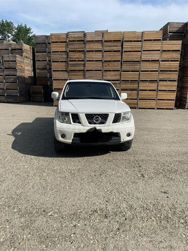 Nissan Navara 2011, 203,000 km - 2.5 l - Qusar