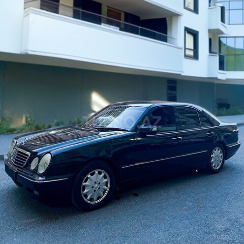 Mercedes E 240 2000, 289,000 km - 2.4 l - Bakı