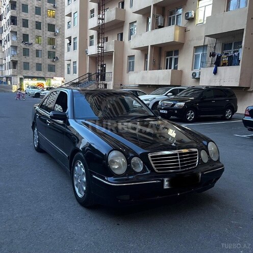 Mercedes E 240 2000, 289,000 km - 2.4 l - Bakı