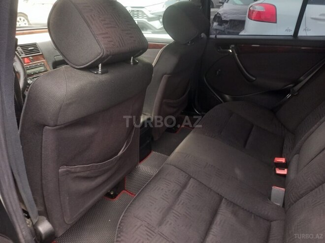 Mercedes C 220 d 1999, 352,142 km - 2.2 l - Bakı