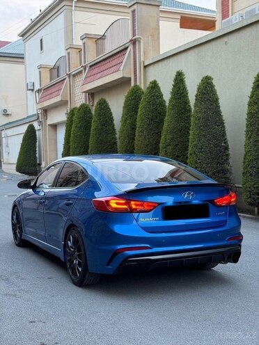 Hyundai Elantra 2016, 137,000 km - 1.6 л - Bakı