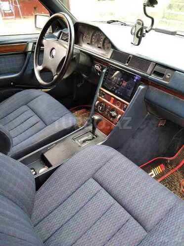 Mercedes 300 D 1990, 350,000 km - 3.0 l - Masallı