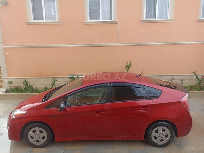 Toyota Prius 2011, 197,000 km - 1.8 l - Bakı