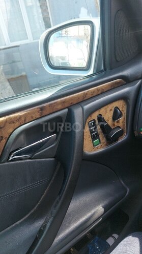 Mercedes E 270 2000, 385,000 km - 2.7 l - Bakı