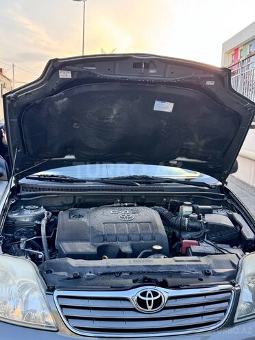 Toyota Corolla 2006, 243,000 km - 1.4 л - Bakı
