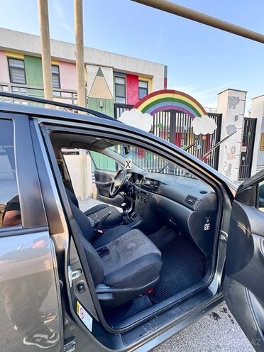 Toyota Corolla 2006, 243,000 km - 1.4 л - Bakı