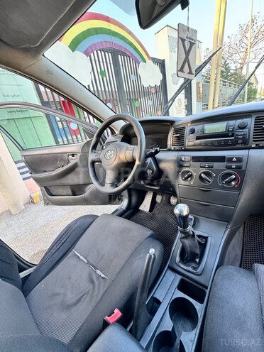 Toyota Corolla 2006, 243,000 km - 1.4 л - Bakı