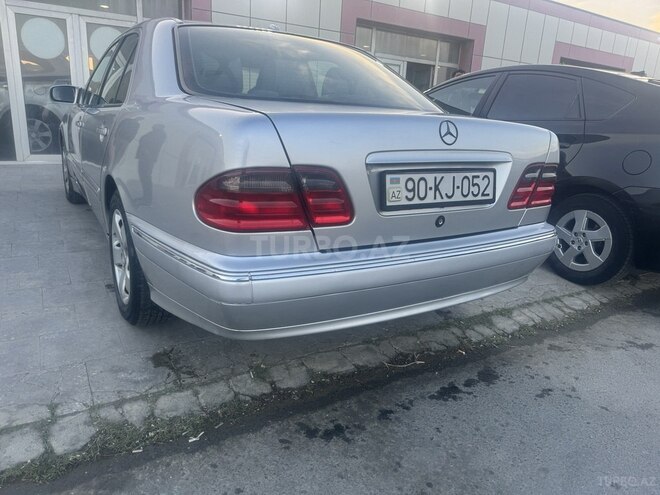 Mercedes E 270 2001, 531,047 km - 2.7 l - Bakı