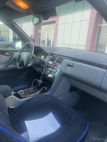Mercedes E 270 2001, 531,047 km - 2.7 l - Bakı