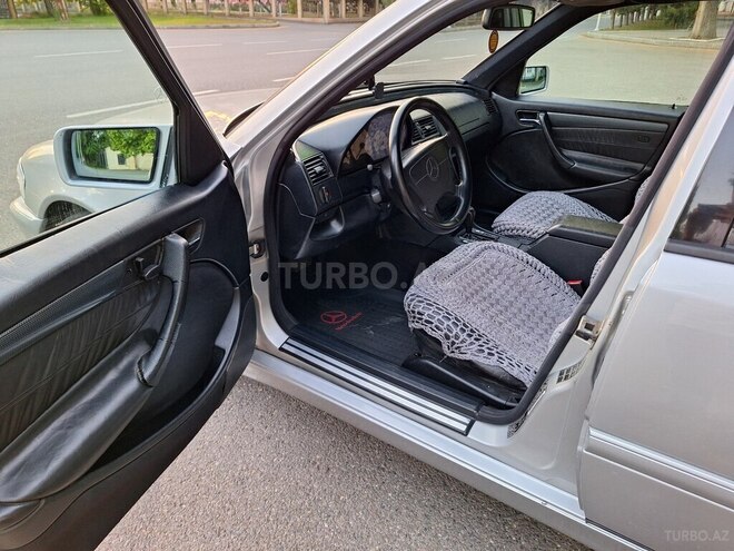 Mercedes C 230 1998, 240,000 km - 2.3 л - Mingəçevir