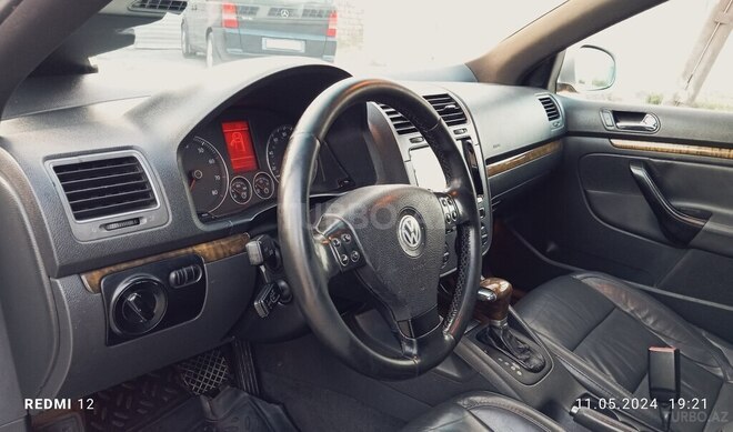 Volkswagen Jetta 2005, 361,000 km - 2.5 l - Bakı
