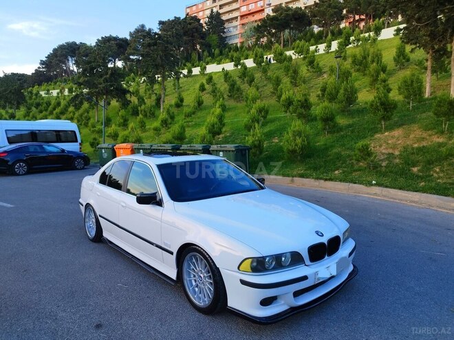 BMW 540 2001, 358,000 km - 4.4 l - Bakı