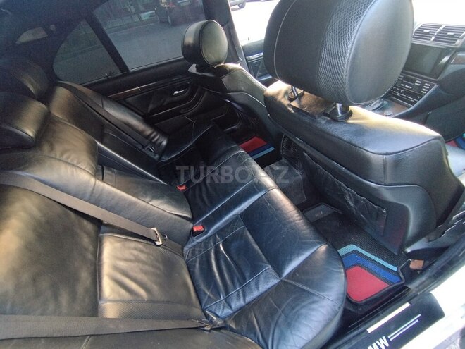 BMW 540 2001, 358,000 km - 4.4 l - Bakı