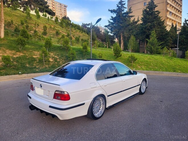 BMW 540 2001, 358,000 km - 4.4 l - Bakı