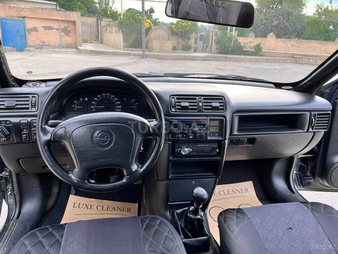 Opel Vectra 1994, 467,819 km - 1.7 l - Bakı