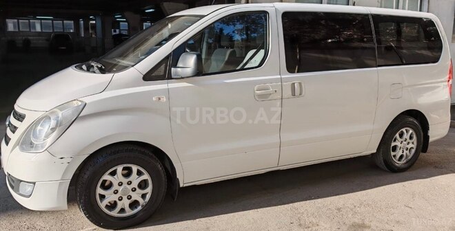 Hyundai H-1 2014, 383,045 km - 2.5 l - Bakı