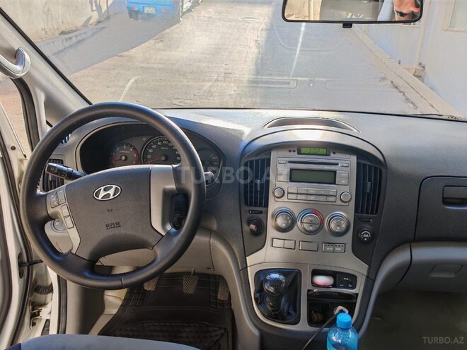 Hyundai H-1 2014, 383,045 km - 2.5 l - Bakı