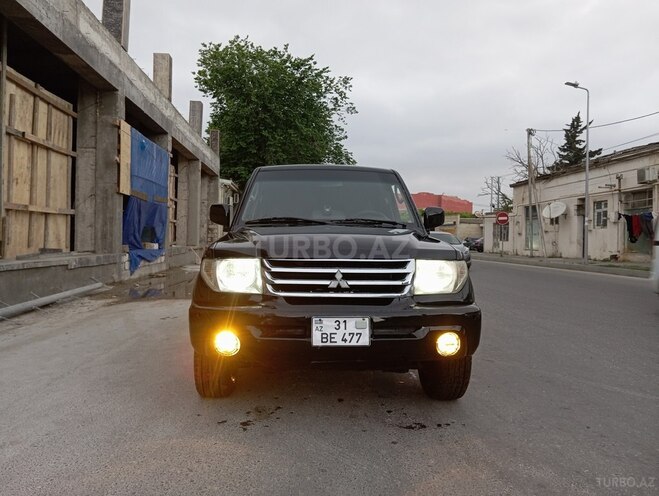 Mitsubishi Pajero io 2012, 235,000 km - 2.0 l - Bakı