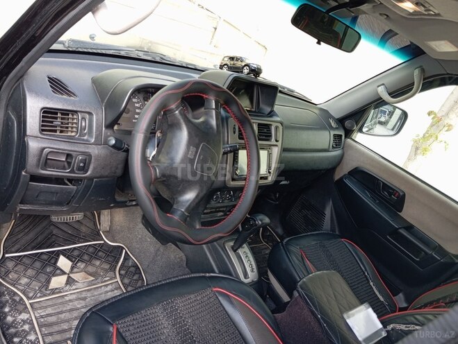 Mitsubishi Pajero io 2012, 235,000 km - 2.0 l - Bakı