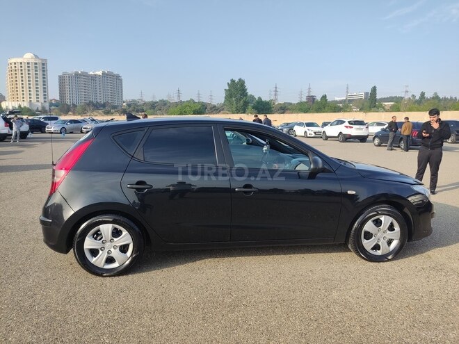 Hyundai i30 2009, 300,003 km - 1.4 l - Bakı