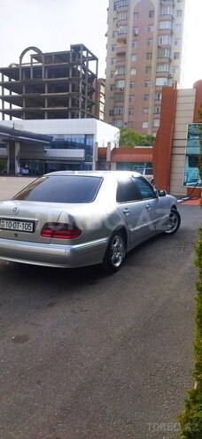 Mercedes E 240 2000, 237,720 km - 2.4 l - Bakı