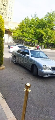 Mercedes E 240 2000, 237,720 km - 2.4 l - Bakı