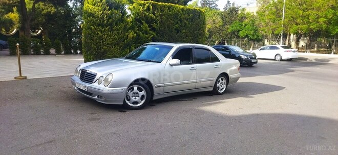 Mercedes E 240 2000, 237,720 km - 2.4 l - Bakı