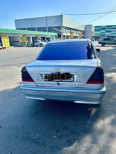 Mercedes C 220 d 1998, 403,000 km - 2.2 l - Bakı