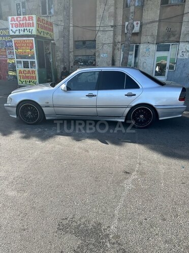 Mercedes C 220 d 1998, 403,000 km - 2.2 l - Bakı