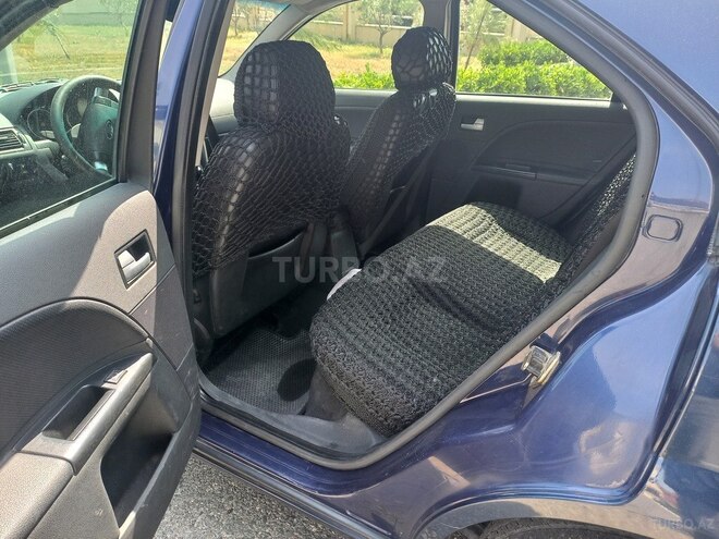 Ford Mondeo 2002, 277,200 km - 2.0 l - Bakı