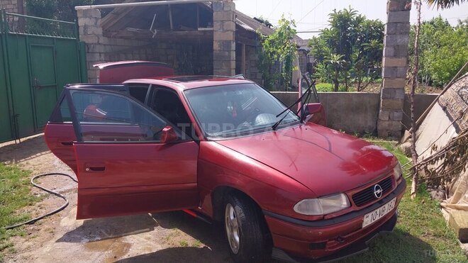 Opel Astra 1996, 488,199 km - 1.6 л - Lənkəran