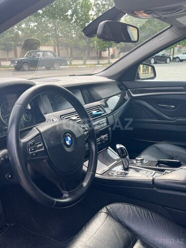 BMW 528