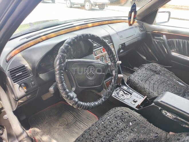 Mercedes C 180 1994, 518,465 km - 1.8 l - Qazax