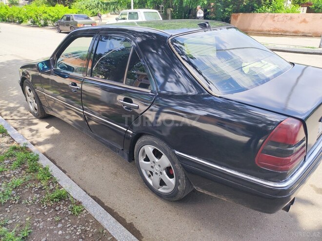 Mercedes C 180 1994, 518,465 km - 1.8 l - Qazax
