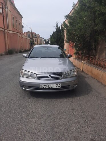 Nissan Sunny 2004, 281,200 km - 1.6 l - Bakı