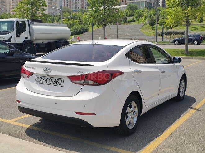 Hyundai Avante 2015, 174,000 km - 1.6 l - Bakı