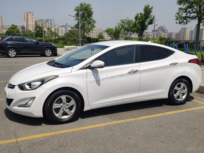 Hyundai Avante 2015, 174,000 km - 1.6 l - Bakı