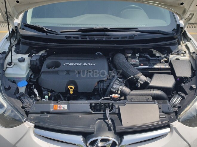 Hyundai Avante 2015, 174,000 km - 1.6 l - Bakı