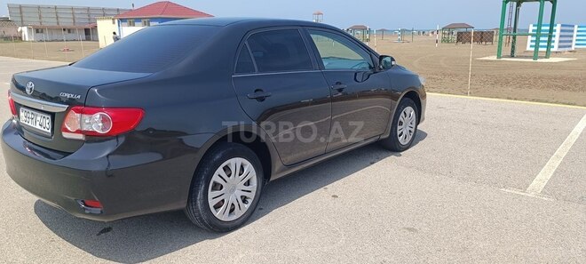 Toyota Corolla 2013, 234,600 km - 1.6 l - Bakı