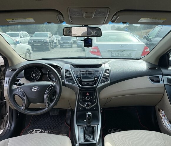 Hyundai Elantra 2014, 175,418 km - 1.8 l - Bakı