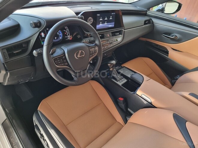 Lexus ES 300h